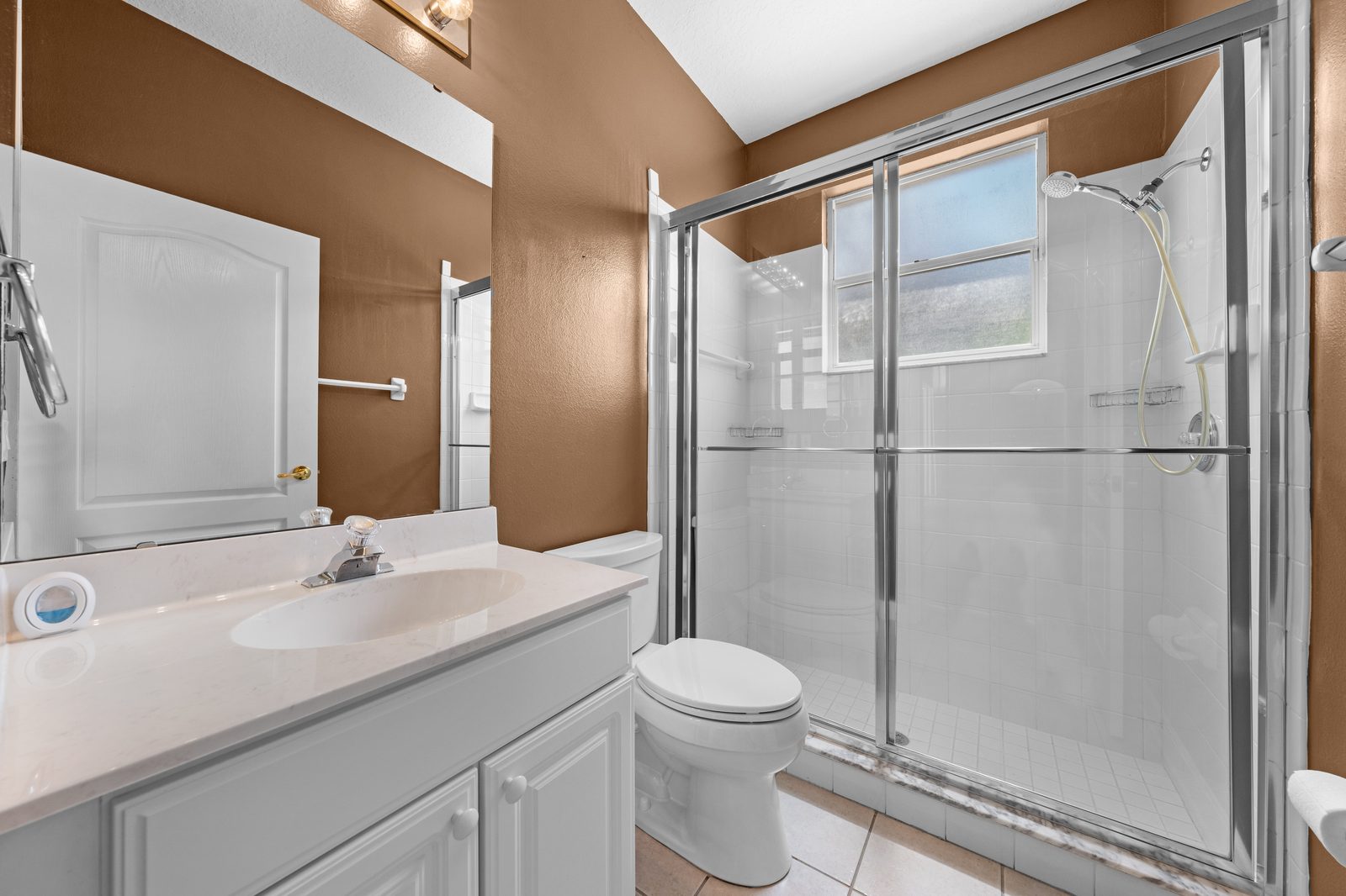 First-floor full bathroom